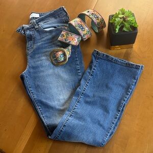 Levi Straus Gold midrise boot cut denim jeans size 30